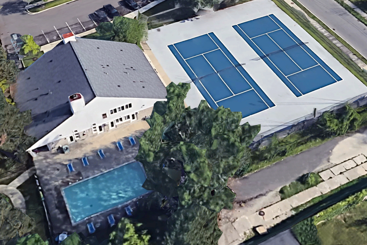 Greyhaven_Apartments-Clubhouse-Tennis_Courts